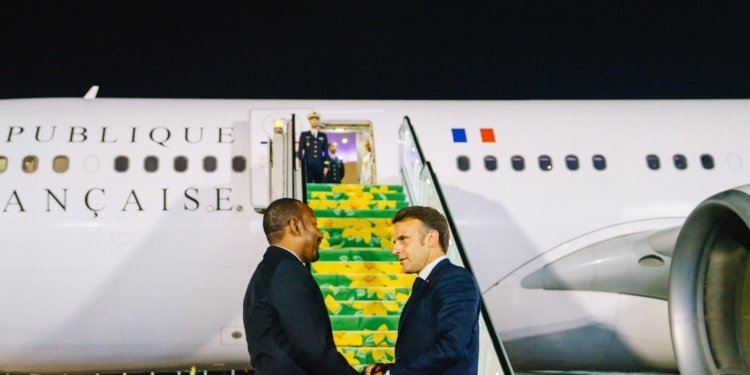 France to Reassess Africa Ties, Pushes for Reinvestment