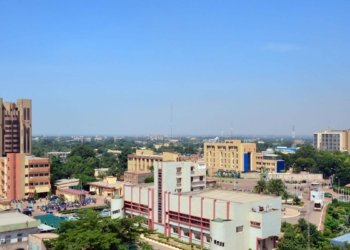 Burkina Faso : le gouvernement et les syndicats s&rsquo;accordent sur 13 revendications