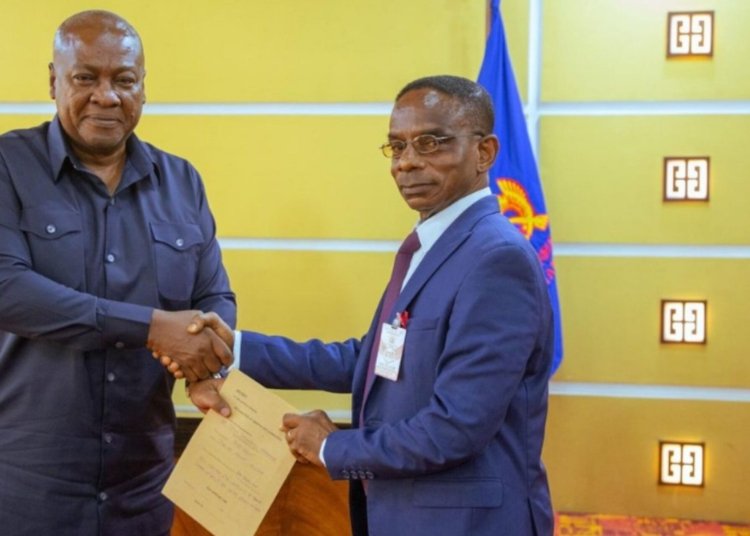 Ghana’s President Mahama Enforces Asset Declaration Deadline