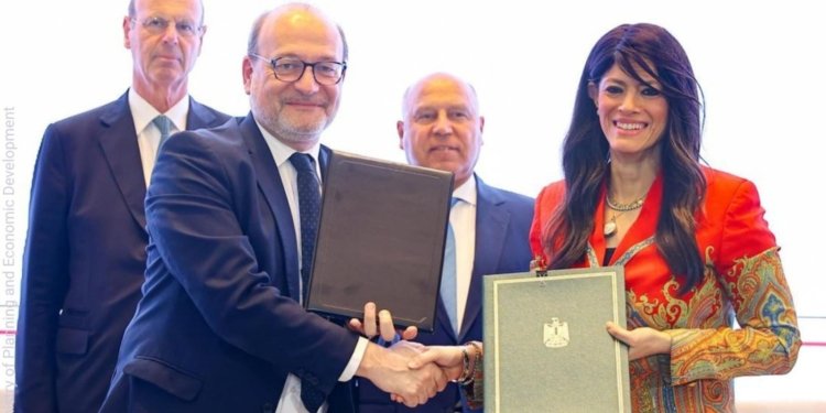 Egypt, France, EU sign nine financing, grant agreements worth €262 million