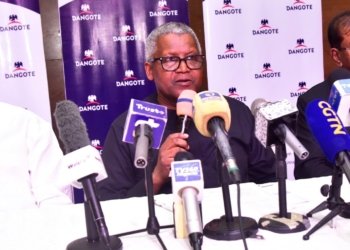 Dangote Plans World’s Largest Oil Refinery in Nigeria