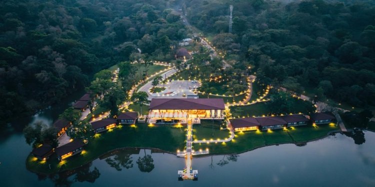 Ethiopia’s Abiy Ahmed Opens Denbi Eco Lodge to Boost Tourism