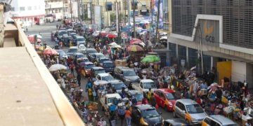 Ghana Reports Fiscal Gains as Debt Falls and Inflation Eases