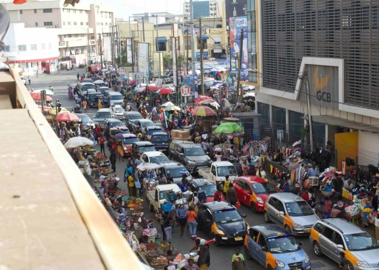 Ghana Reports Fiscal Gains as Debt Falls and Inflation Eases
