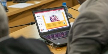 Gabon Bans Broiler Chicken Imports to Boost Local Output