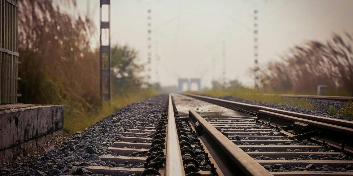 Algeria Secures $878 Million for Second Phase of Strategic Railway Project