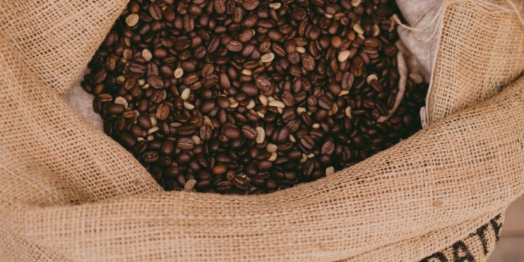 Rwanda Coffee Sells for Record $452 Per Kilogram at Online Auction